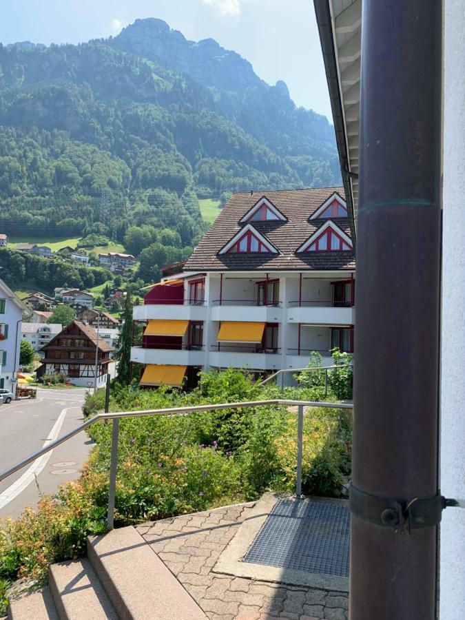 Priv. Apartment Bei Swiss Holiday Park Morschach Exterior foto